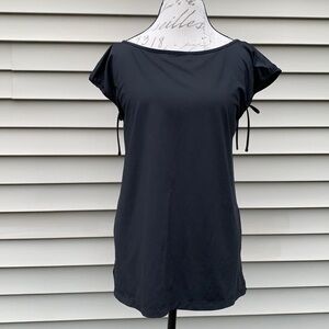 Gap Body Fit Ruched Back Black Top